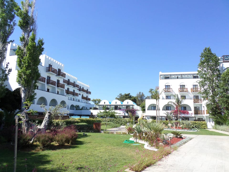 Außenansicht TUI BLUE Oceanis Beach and Spa Resort