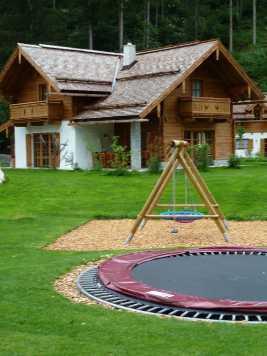 Trampolin Feriendorf Holzleb'n