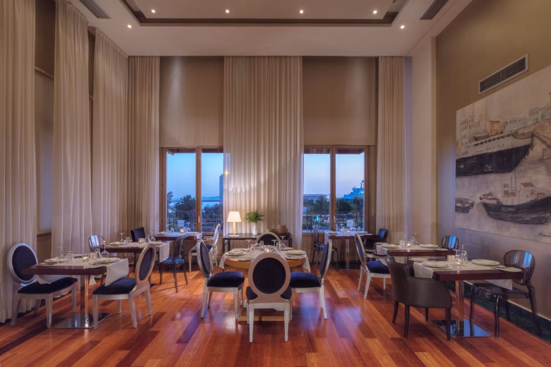 Gastro Hotel GDM Megaron Historical Monument Hotel