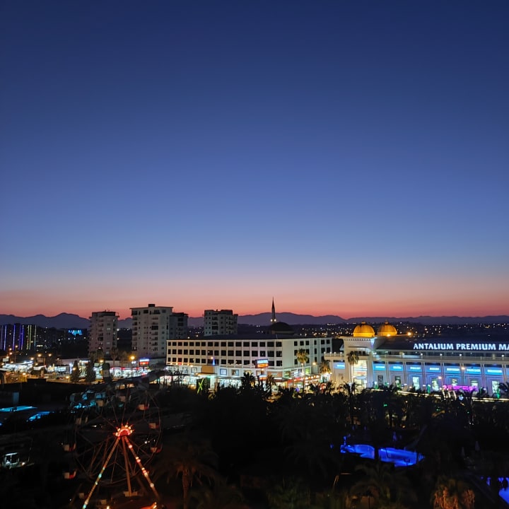 Außenansicht Royal Wings Hotel