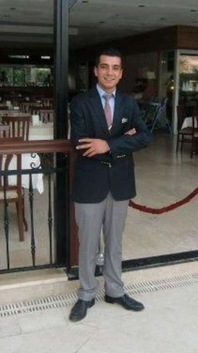 Restaurant-Manager Mustafa Hotel Royal Garden Beach