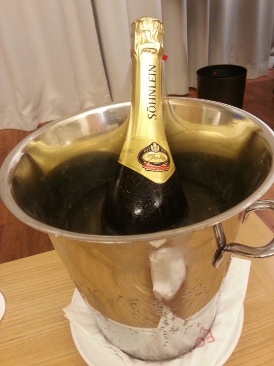 Willkommensgruss Four Points by Sheraton Panoramahaus Dornbirn