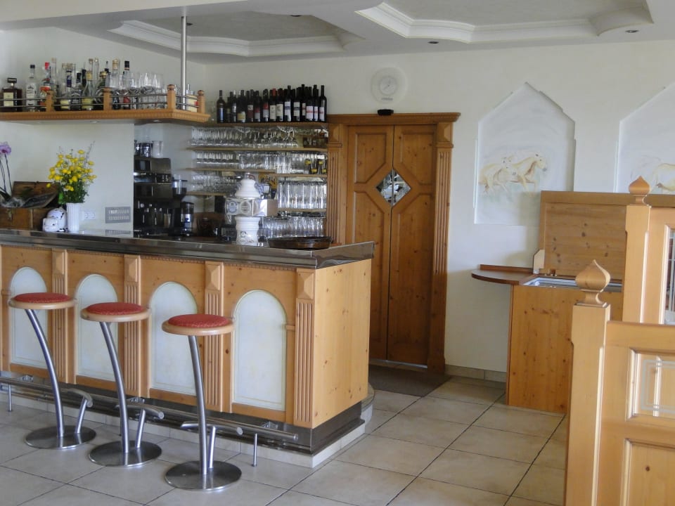 Tresen im Speiseraum Panoramahotel Wildschütz