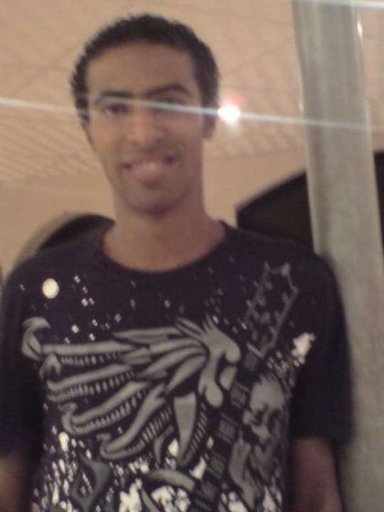 Animateur Lotus Bay Beach Resort