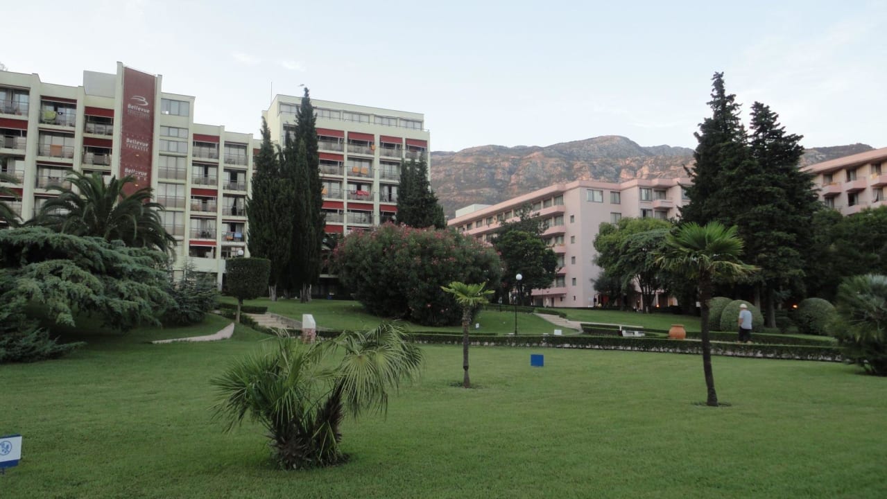 Hotelanlage mit Garten Iberostar Waves Bellevue