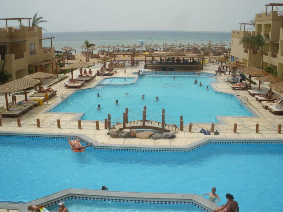 Pool um die Mittagszeit Imperial Shams Abu Soma