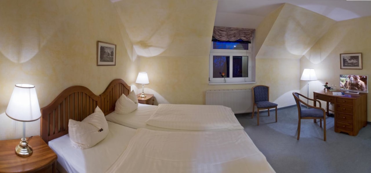 Großes Doppelzimmer Landhaus Heidehof