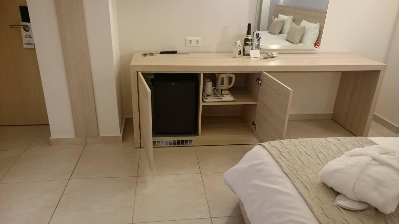 Equipment Rhodos Horizon Resort