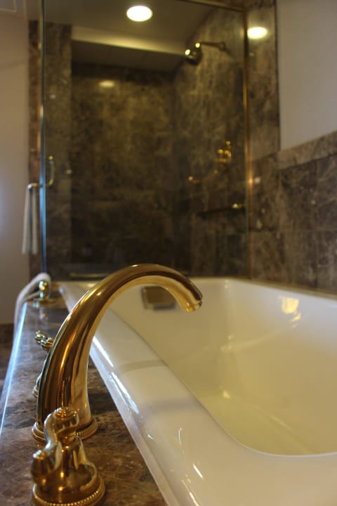 Suite / Badezimmer Hotel Hilton Lac Leamy