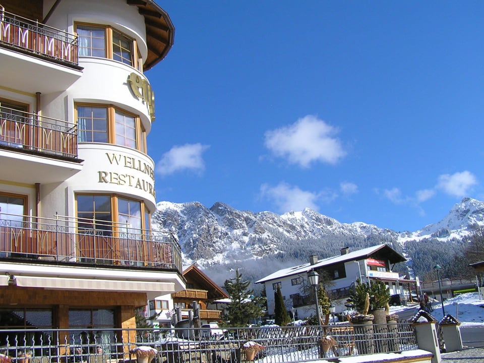 Blick Richtung Skilift Wellnesshotel Engel