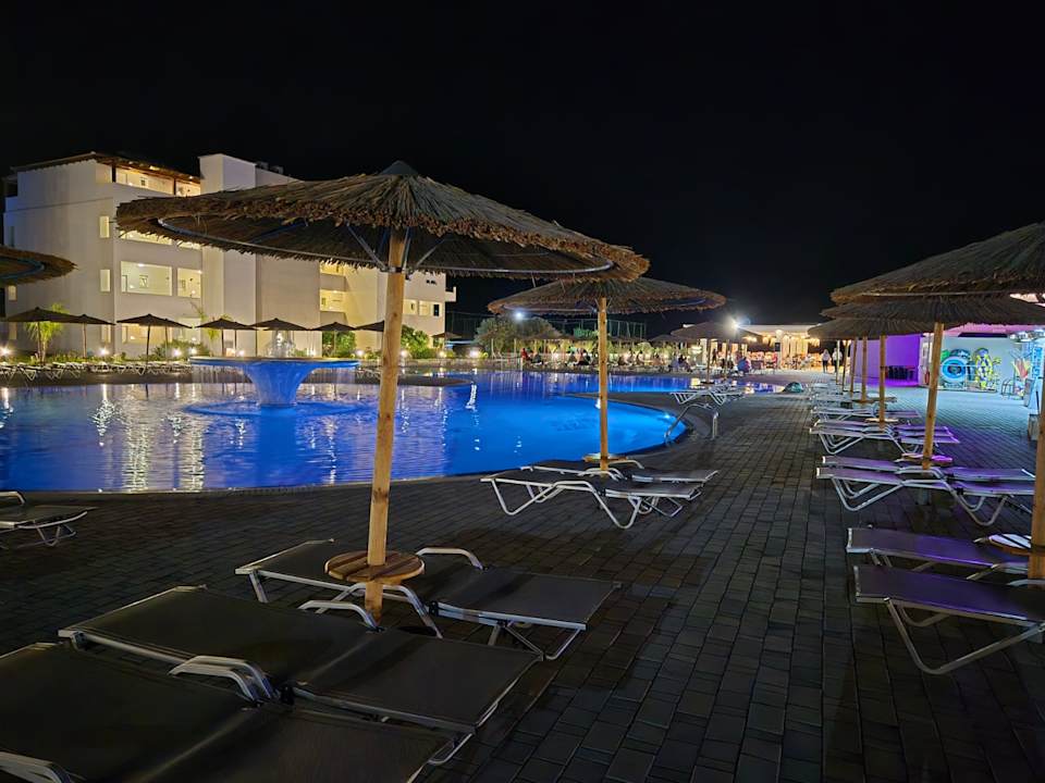 Pool Myrina Beach Hotel