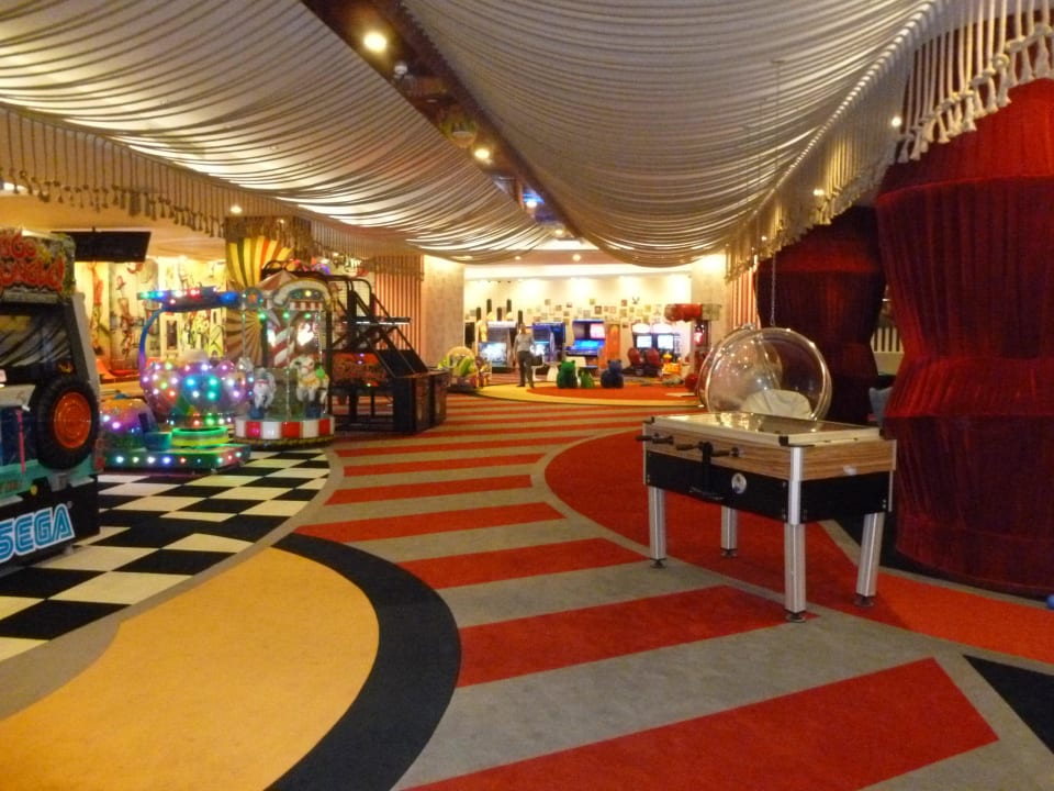 Centre de jeux et bowling Hotel Delphin Imperial