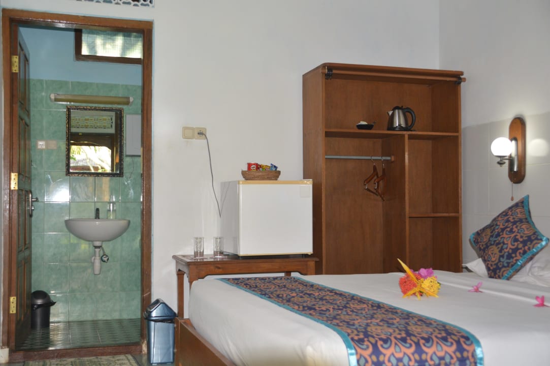 Zimmer Bagus Beach Resort Lovina