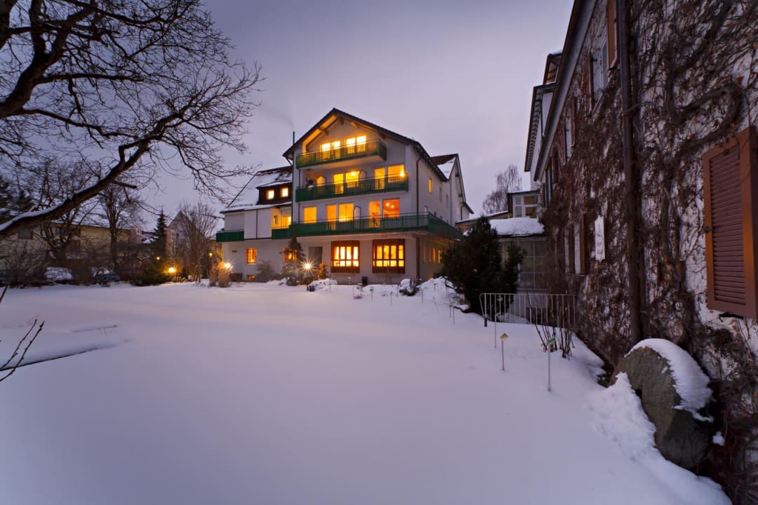 Aussenansicht Winter Kneipp- und WellVitalhotel Edelweiss