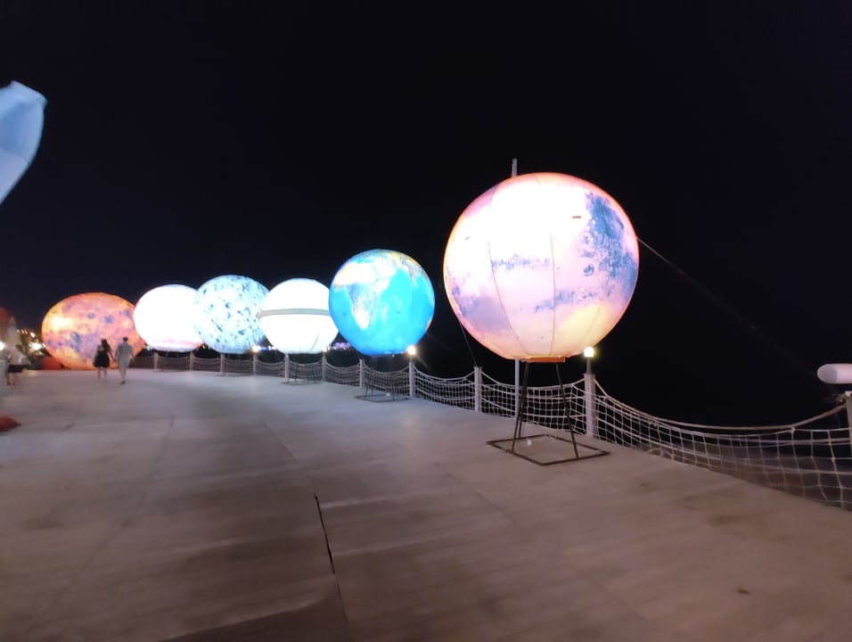 Sonstiges Azura Deluxe Resort & Spa Hotel