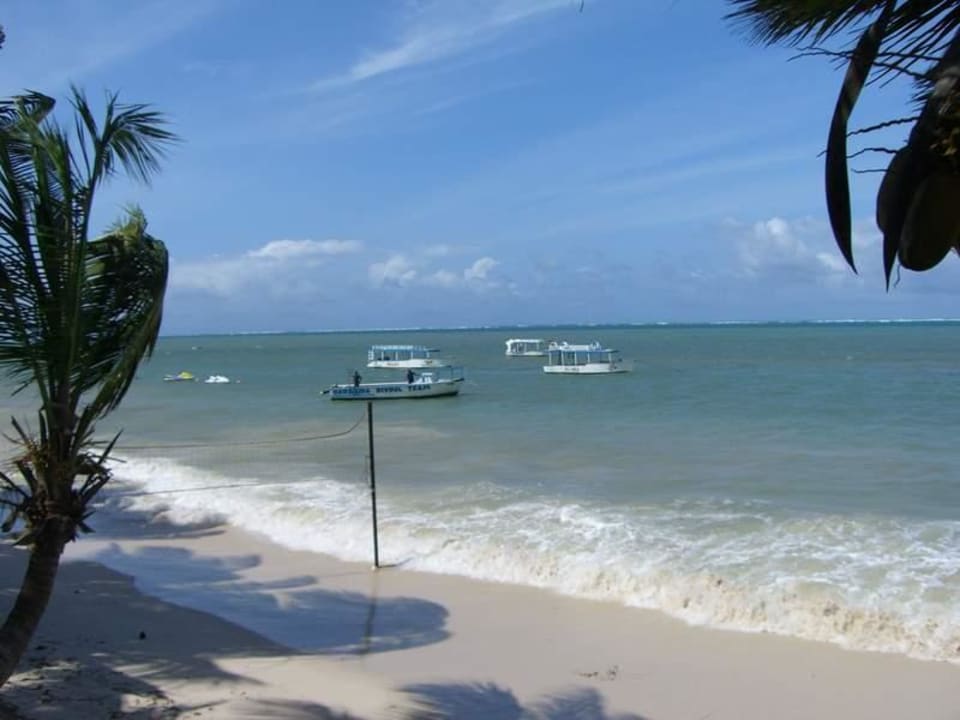 Strand bei Flut Hotel Traveller's Club