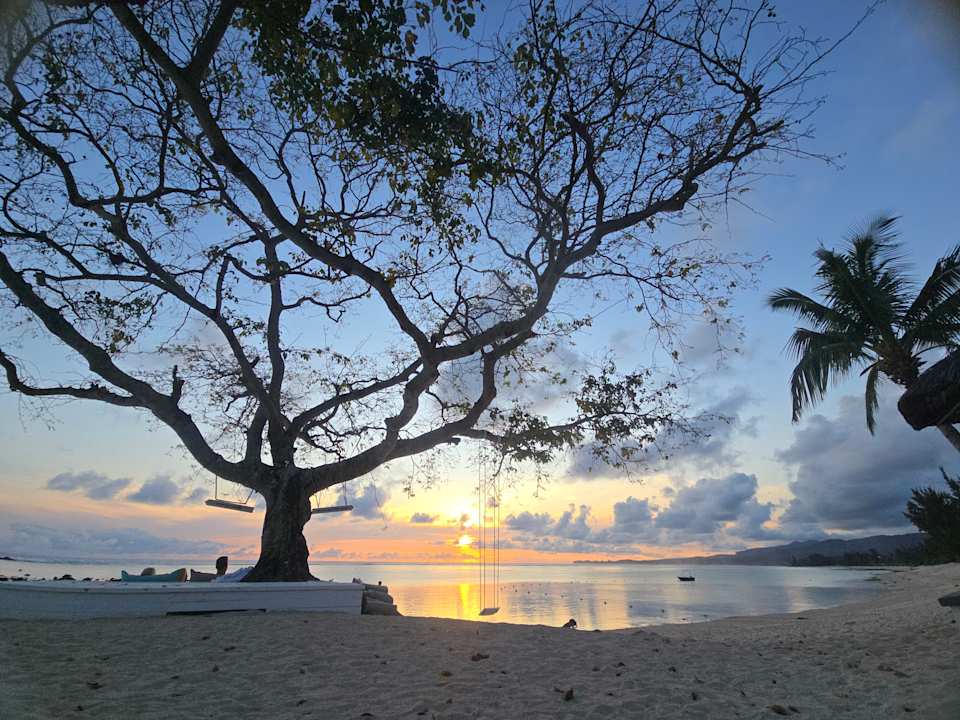 Strand Shanti Maurice Resort & Spa