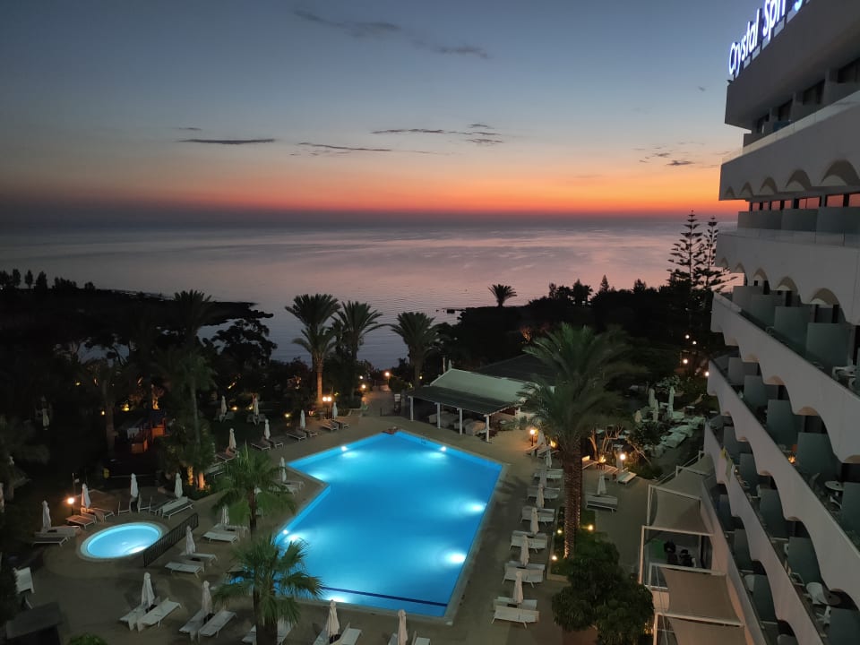 Pool Crystal Springs Beach Hotel