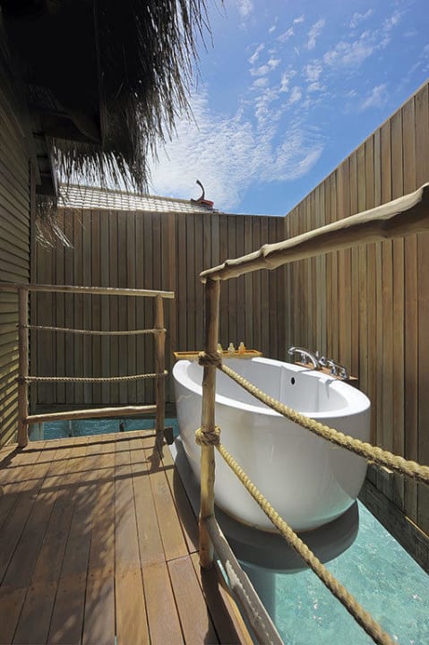 Senior watervilla outdoor bath Constance Moofushi Maldives