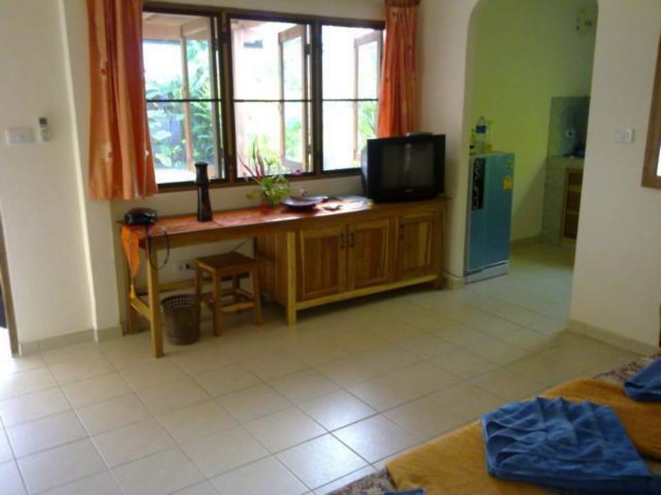 Doppelbungalow links Hotel Khaolak Riverside Bungalow