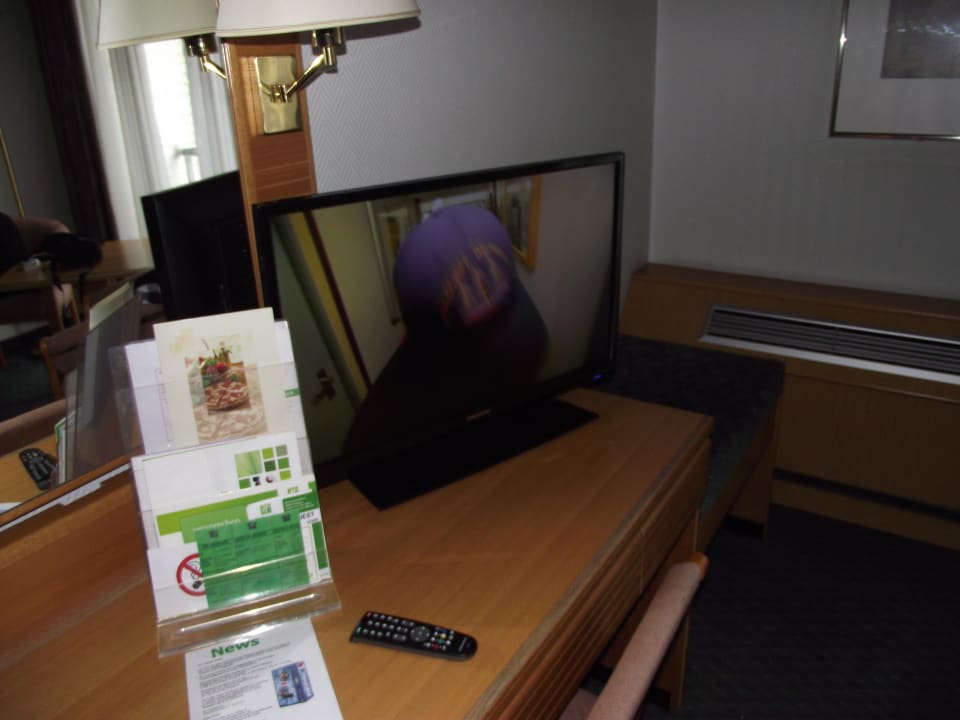 Schreibtisch Leonardo Hotel Düsseldorf Airport - Ratingen