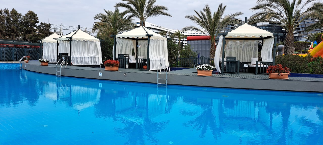 Pool Limak Lara Deluxe Hotel & Resort