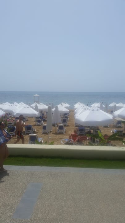 Strand Hotel Grand Side
