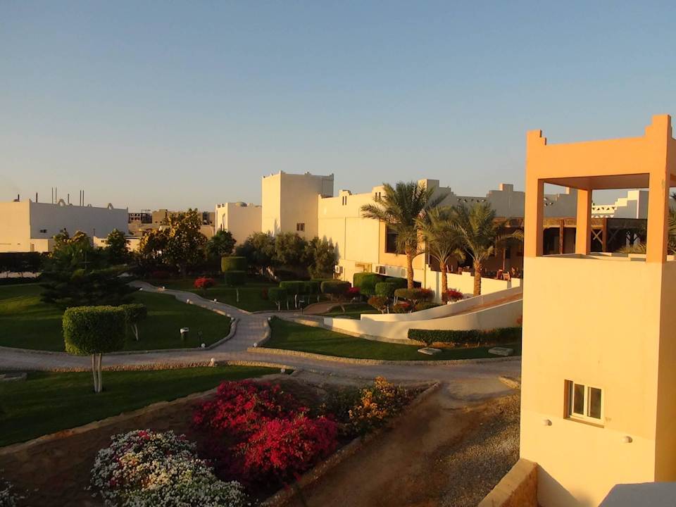 Ogród Three Corners Sea Beach Resort