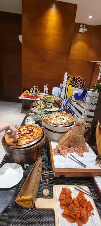 Gastro OBLU SELECT at Sangeli Island