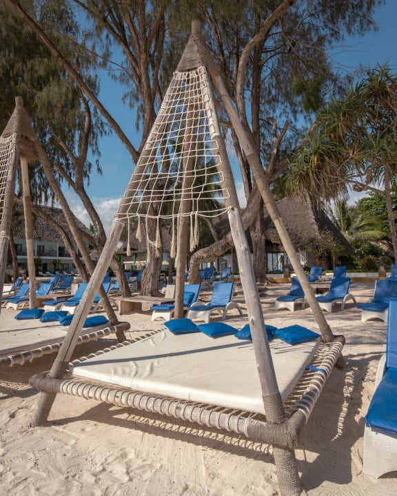 Strand Hotel Kiwengwa Beach Resort