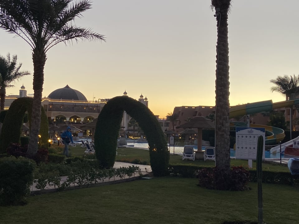 Gartenanlage Jasmine Palace Resort & Spa