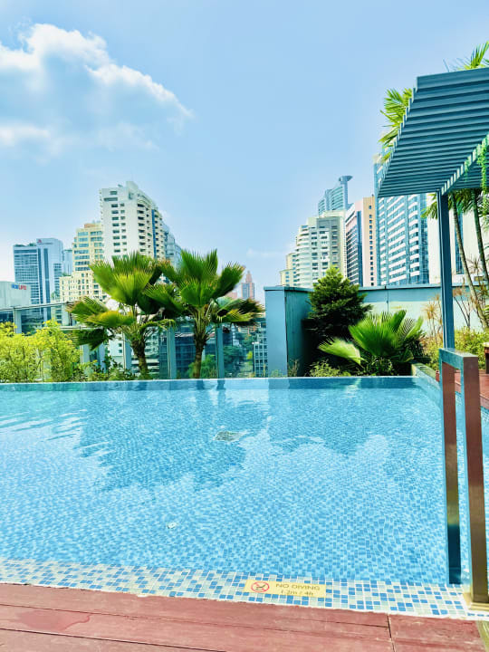 Pool Radisson Blu Plaza Bangkok