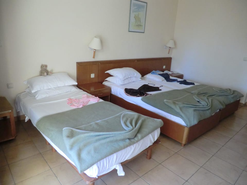 Doppelzimmer mit Zustellbett El Mouradi Club Kantaoui