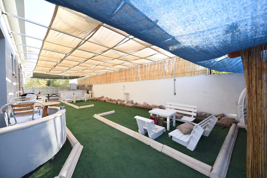 Gartenanlage Guest House Villa Custo