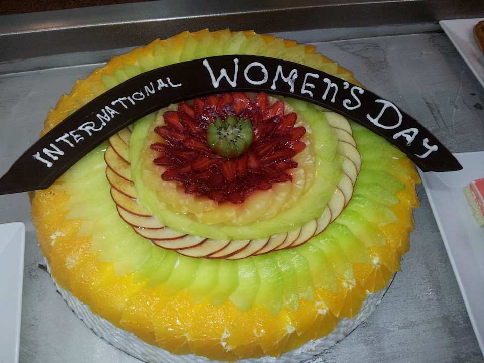 Internationaler Frauentag 8. März Pickalbatros Alf Leila Wa Leila Resort - Neverland Hurghada