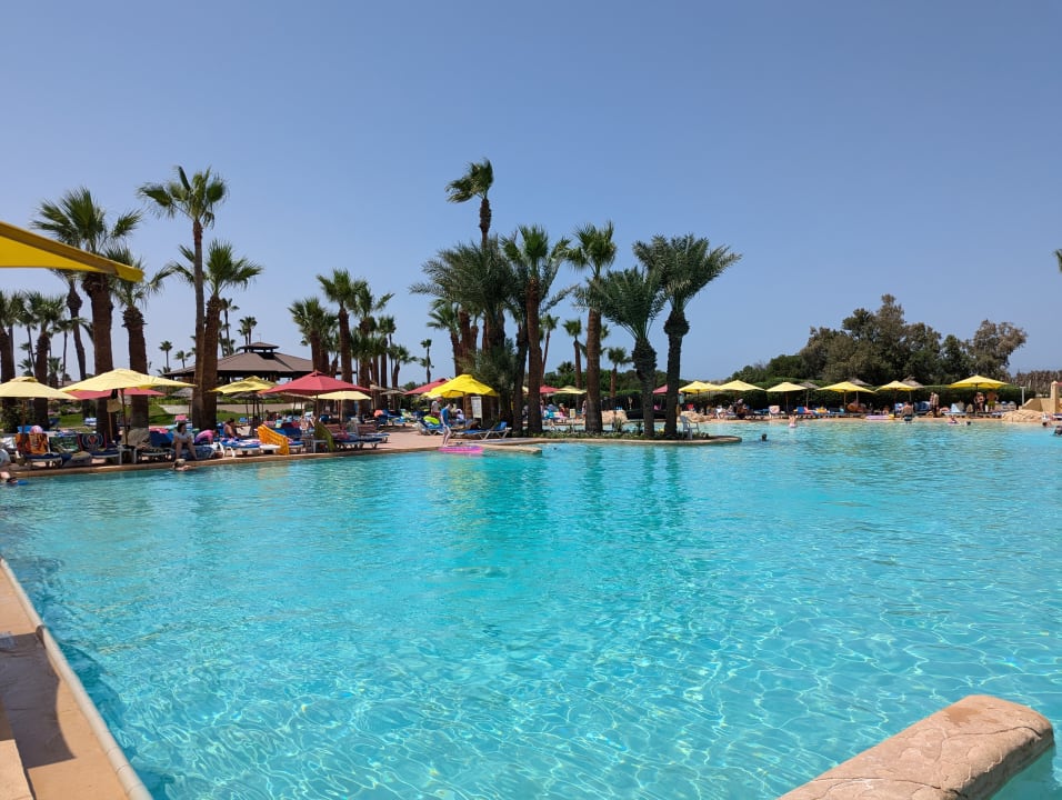 Pool Sahara Beach Aquapark & Resort