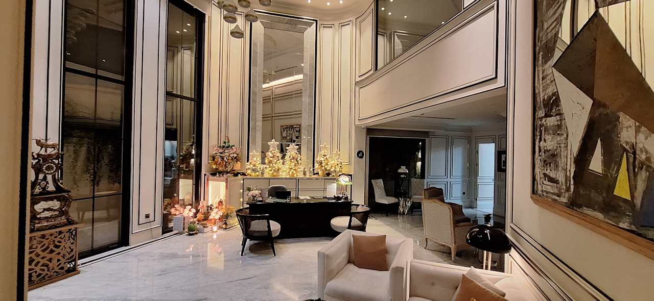 Lobby Bach Suites Saigon, a Member of Design Hotels