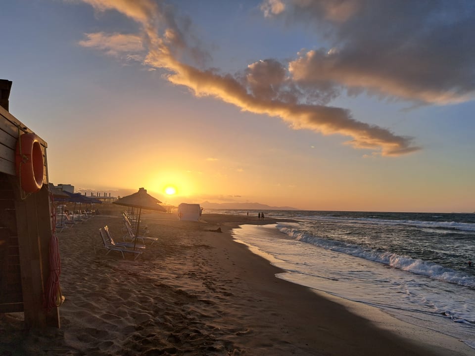 Strand Anissa Beach & Village