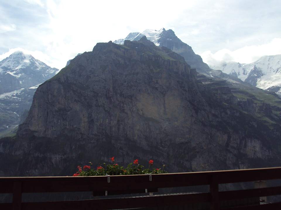 Aussicht vom Balkon Eiger Swiss Quality Hotel