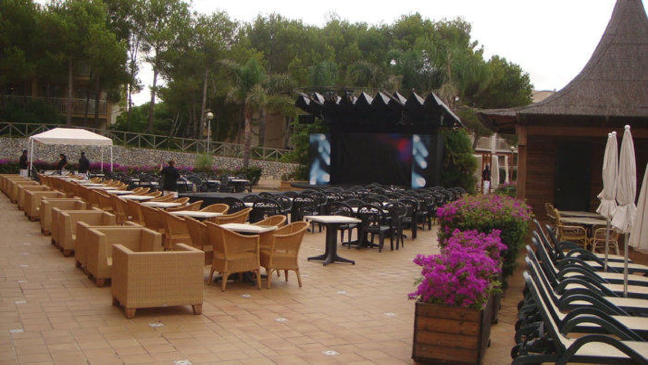 Bühne VIVA Cala Mesquida Suites & Spa 16+