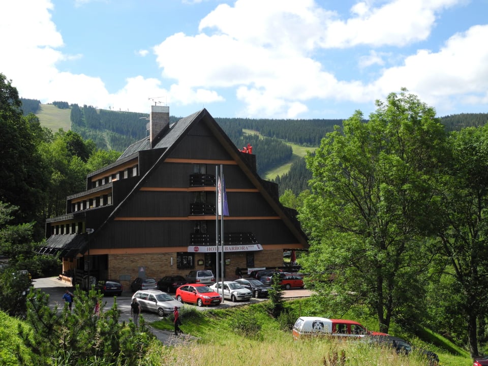 Hotel und Parkplatz Hotel Barbora