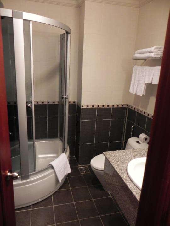 Badezimmer Hotel Golden Central Saigon