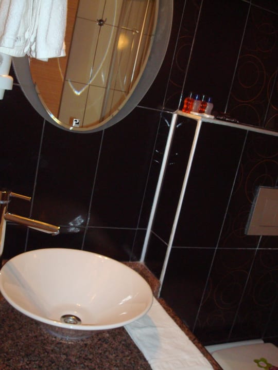 Waschtisch Monart City Hotel