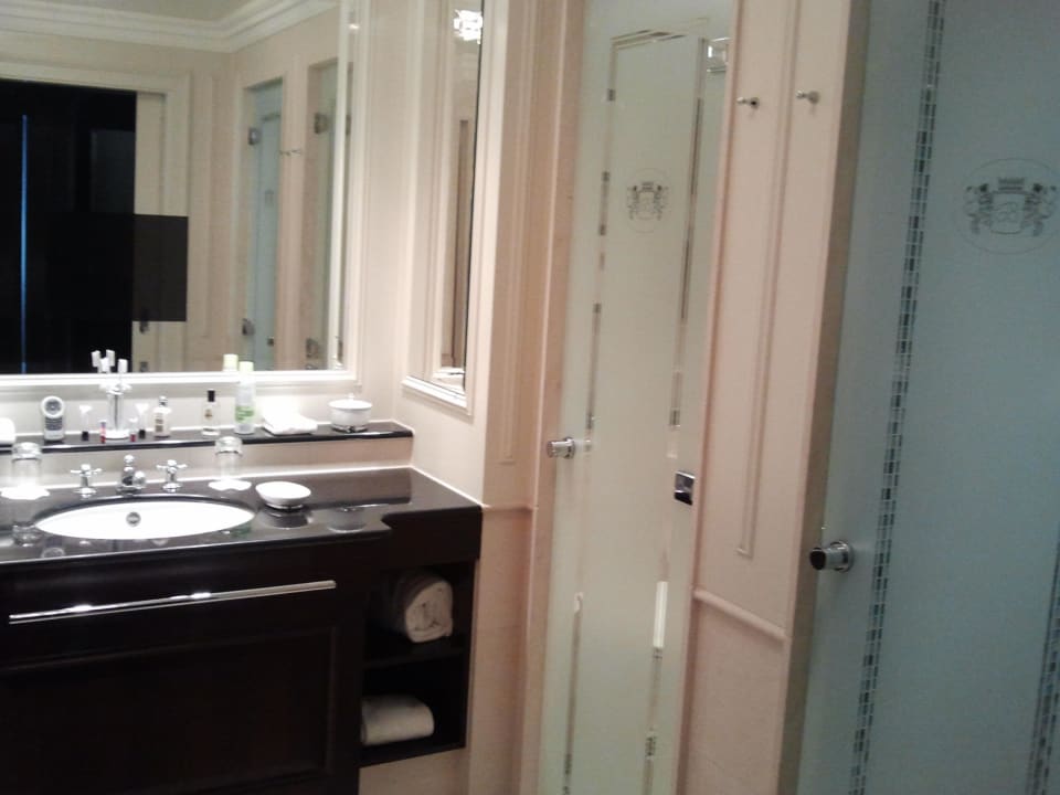 Bad 621 Breidenbacher Hof