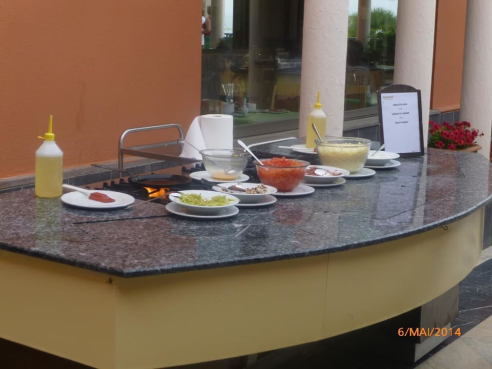 Früchstück - Omletts TUI BLUE Palm Garden