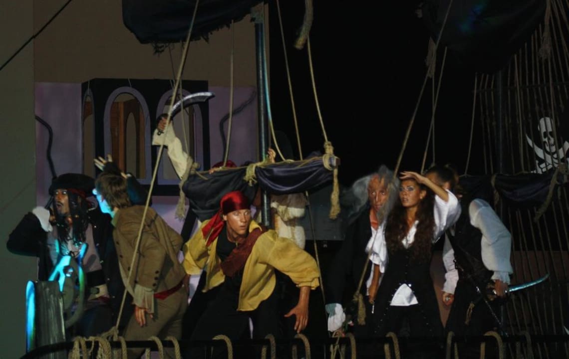 Abend-Show Papillon Ayscha