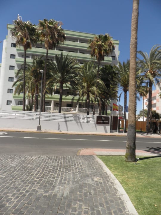 Außenansicht Hotel LIVVO Anamar Suites