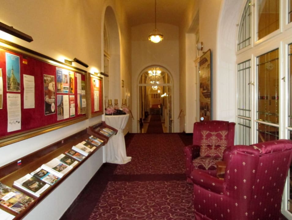 Lobby Hotel Radium Palace