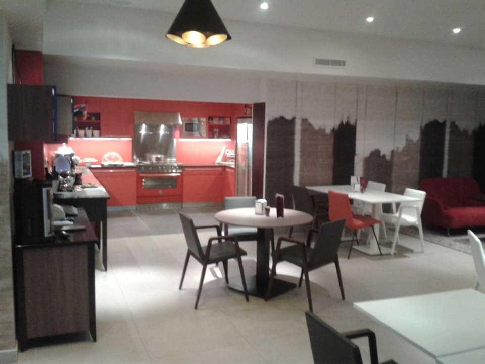 Hotelová kuchyňa pre hostí Hotel Mercure Lille Centre Grand Place