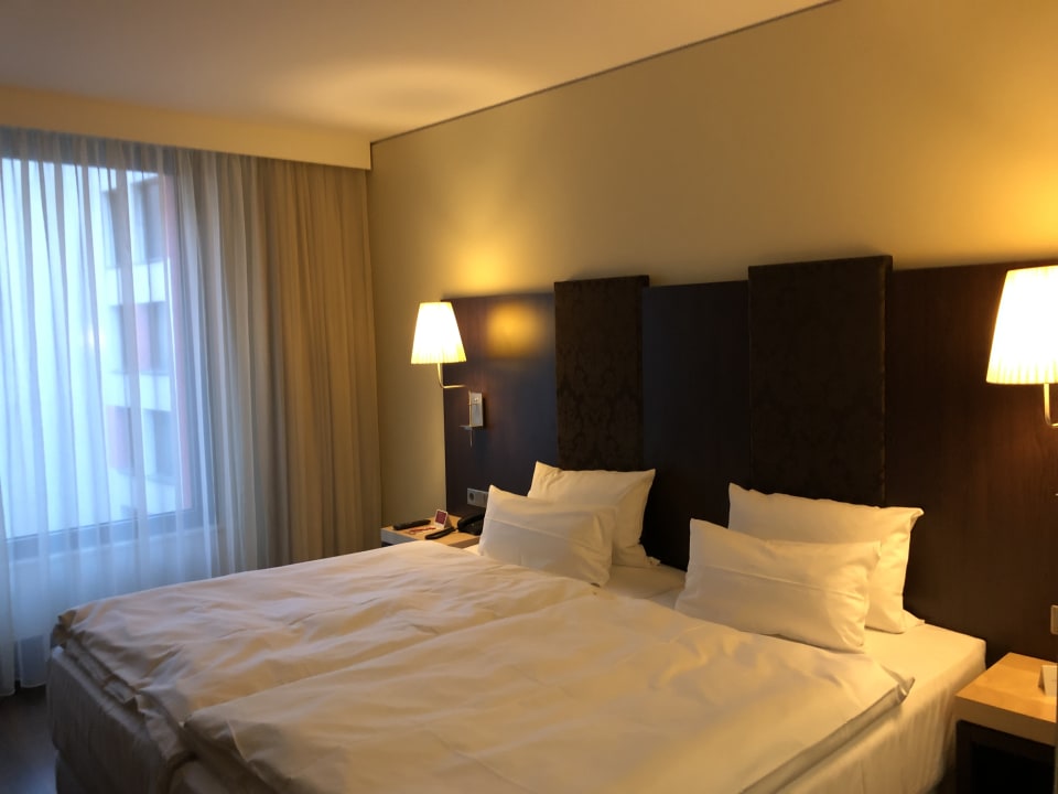 Zimmer NH Collection Dresden Altmarkt